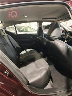 نيسان ألتيما